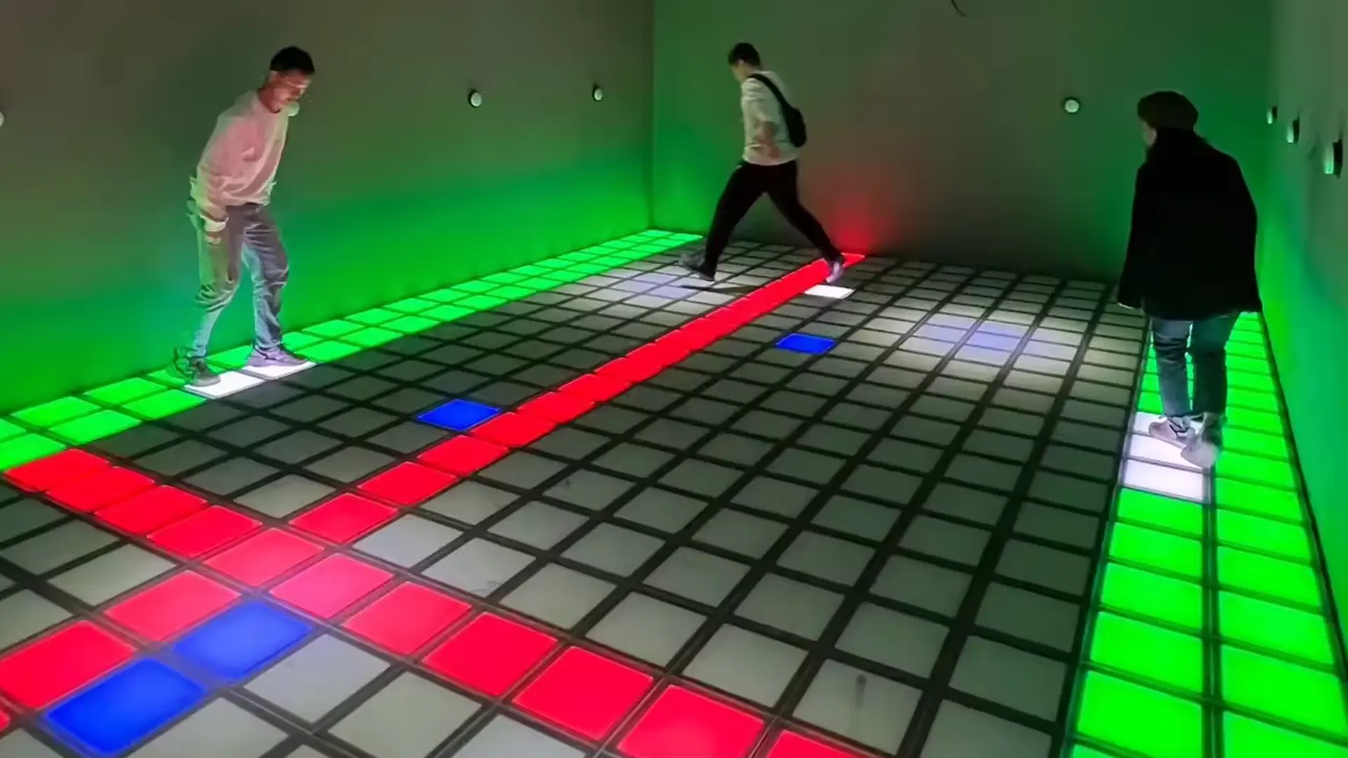 ACTIVE ENTERTAINMENT SYSTEMS